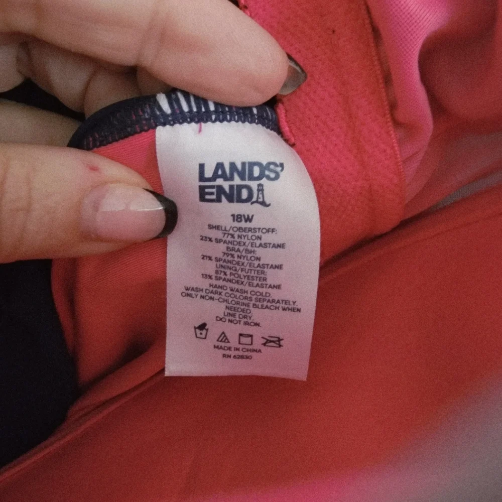 Lands' End Colorblock Twist Swim Tankini Top in Navy, Pink, Yellow - Picture 2 of 3